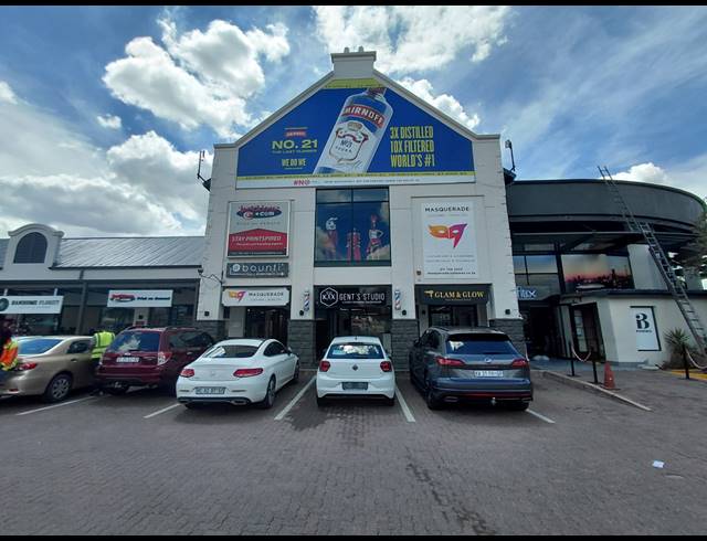 304M² RETAIL TO LET IN BRYANSTON
